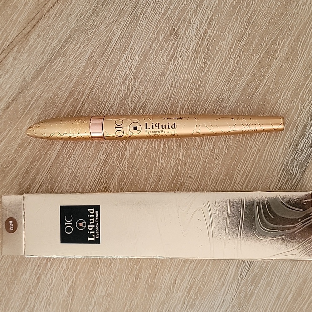 QIC Liquid Eyebrow Pencil